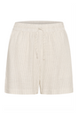 Cremefarvede shorts med mørke striber, elastisk talje og snøre, løs pasform til midt på låret.