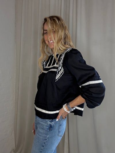 Sassy Copenhagen - Bluse - Sort - Mathilda