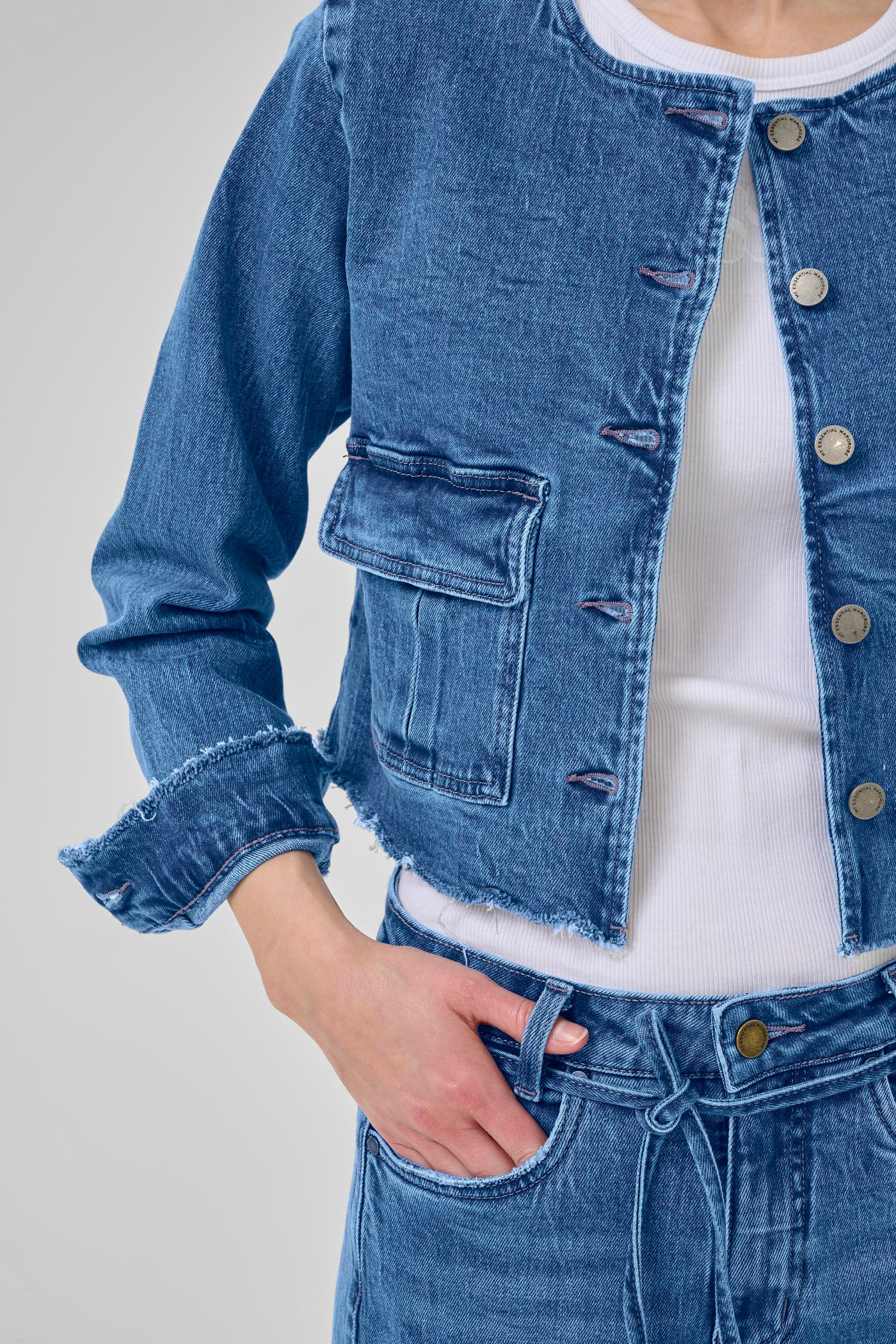 My Essential Wardrobe - Denim jacket - Light blue - Dango