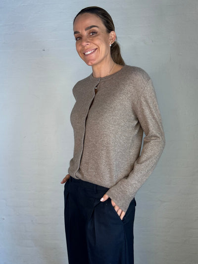 Sassy Copenhagen - Cashmere Cardigan - Dark Coffee - Johanne