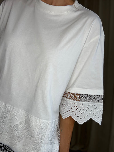 Sassy Copenhagen - T-shirt - Hvid Blonde - Liva