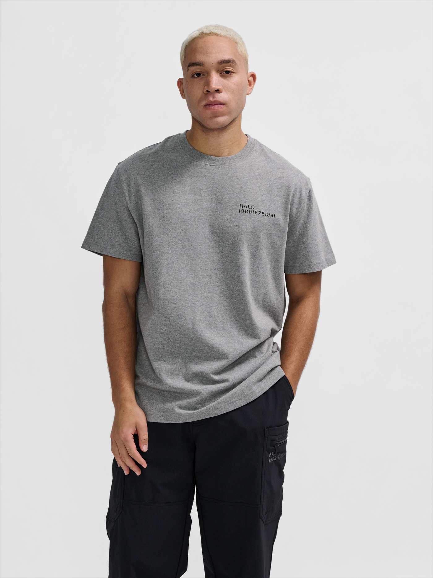 Halo - T-shirt - Grey melange/grey melange - Essential
