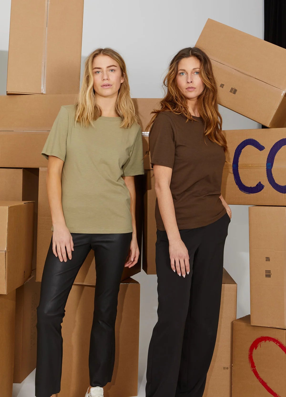 CC Heart - T-shirt - Chocolate nut - Basic regular