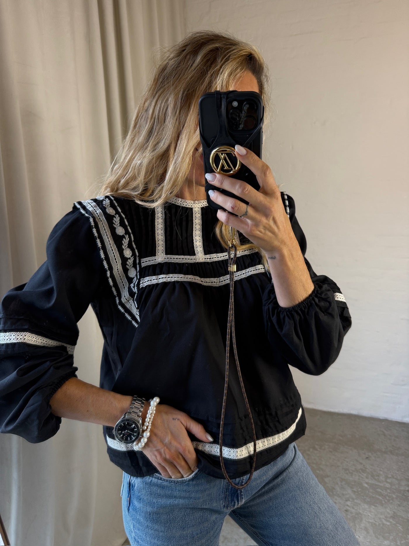 Sassy Copenhagen - Bluse - Sort - Mathilda