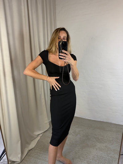 Sassy Copenhagen - Kjole - Sort - Isabelle - Preorder