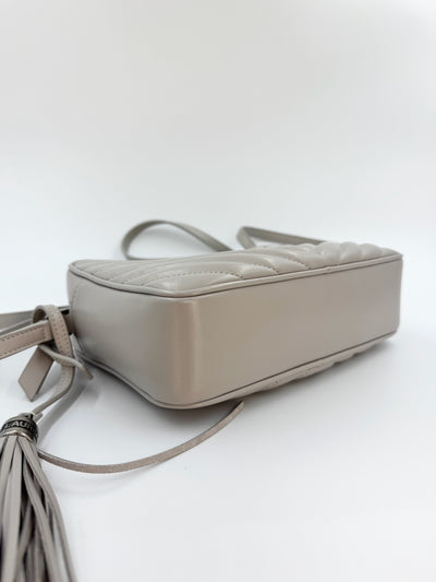 Yves Saint Laurent - lou crossbody bag - Grey - Secondhand