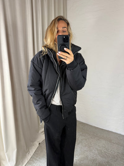 Sassy Copenhagen - Puffer Jakke - Sort - Tella