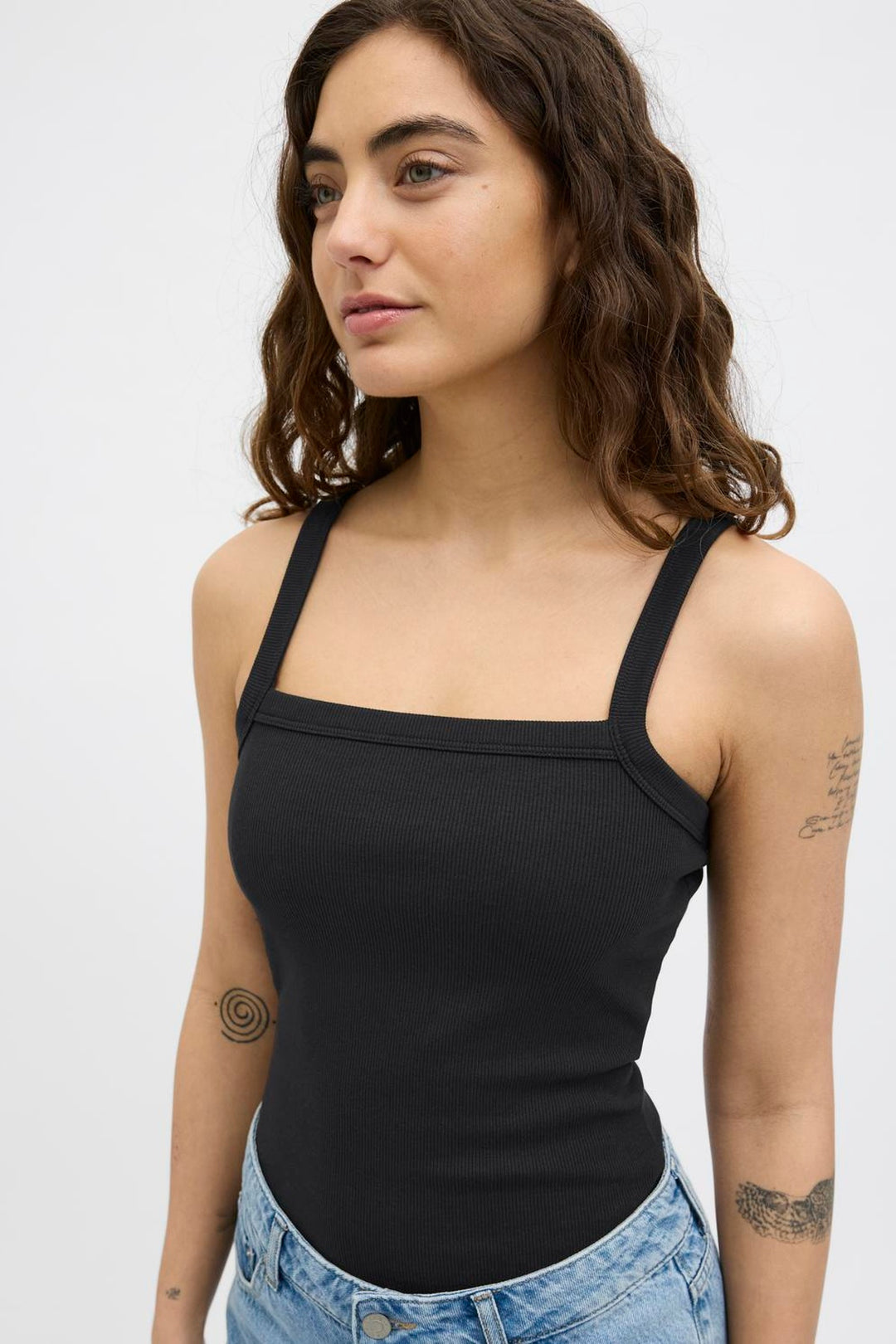 新品 imperf Modern Rib Tank Top 黒 JJXX JXFIFI Organic Cotton Rib Top - Black, M – Stilkompagniet.dk