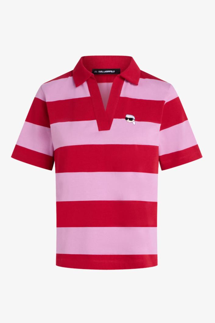 Pink/rød stribet polo med ikonisk patch på brystet og "KARL LAGERFELD" på bagsiden.