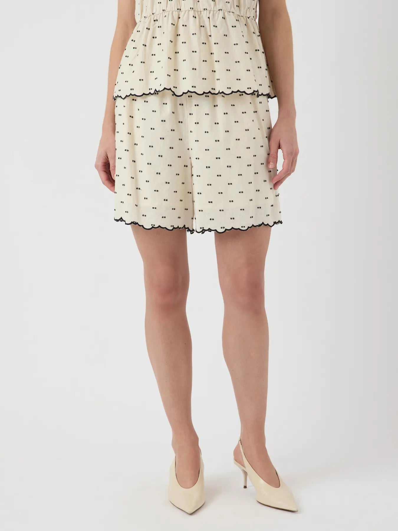 YAS - Shorts - Black dobby dots - Dobby