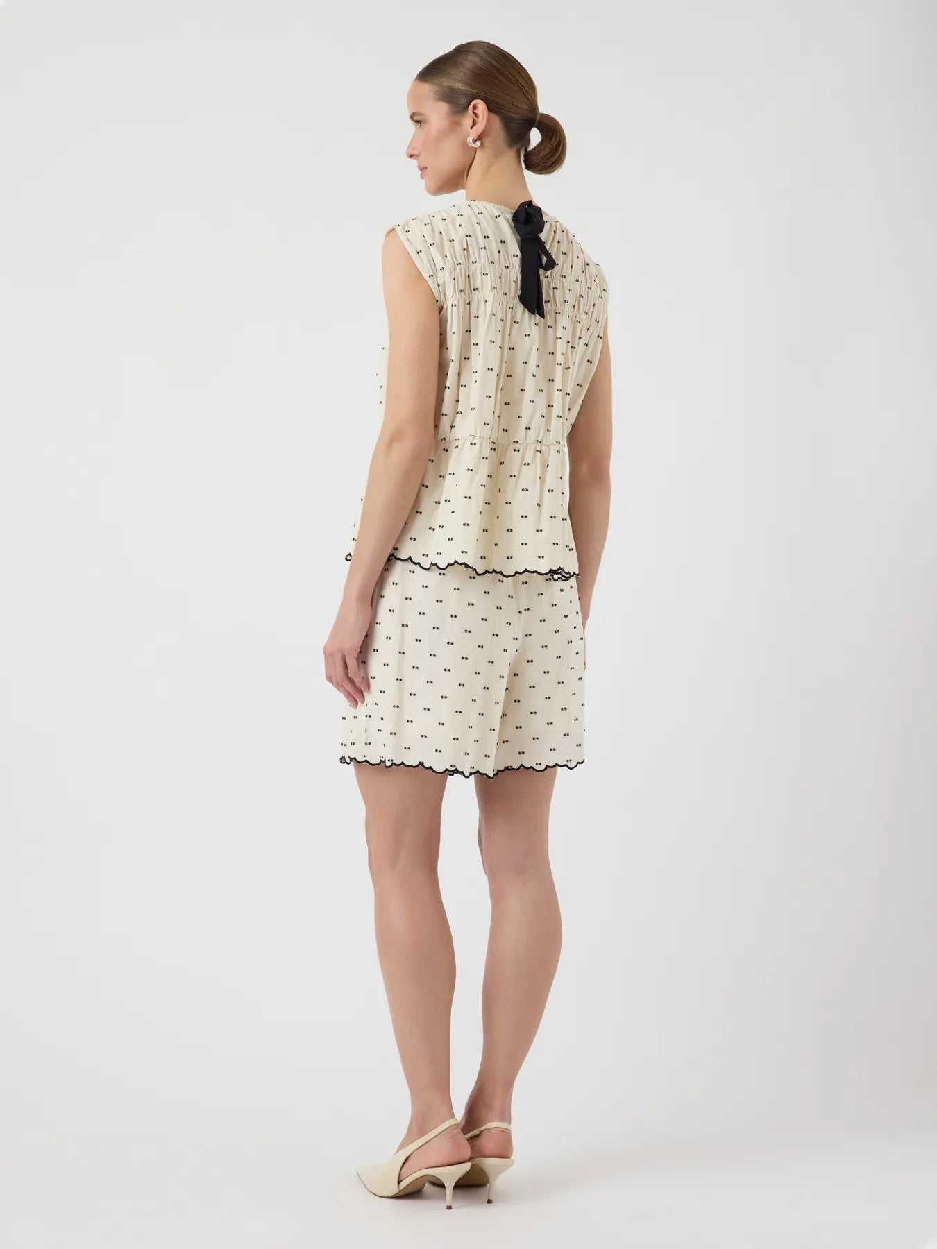 YAS - Shorts - Black dobby dots - Dobby