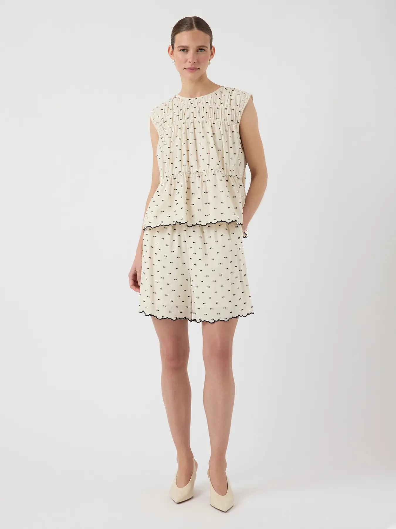 YAS - Shorts - Black dobby dots - Dobby