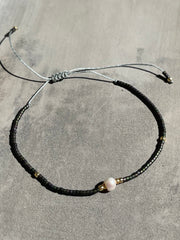 Andcopenhagen - Holly Bracelet - Black, Pearl & Gold (preorder week 8)