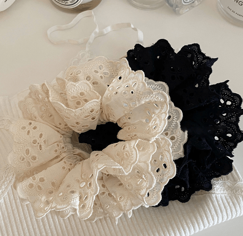 Andcopenhagen Accessories Broderi anglaise scrunchie - Sort - Selma -  Andcopenhagen (bemærk preorder)