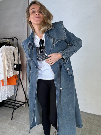 Sassy Copenhagen Jakker Denim trenchcoat jakke- Washed blue - Victoria - Sassy Copenhagen