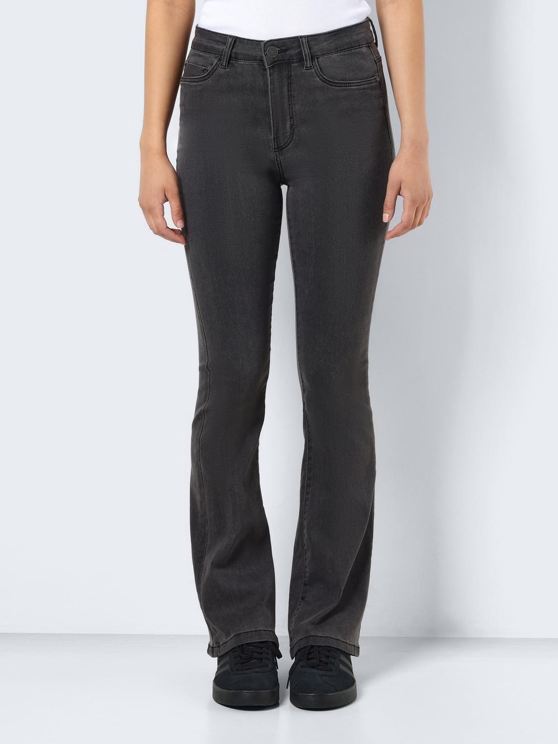 Noisy May Underdele Flare Jeans Grey Denim - Sallie - Noisy May