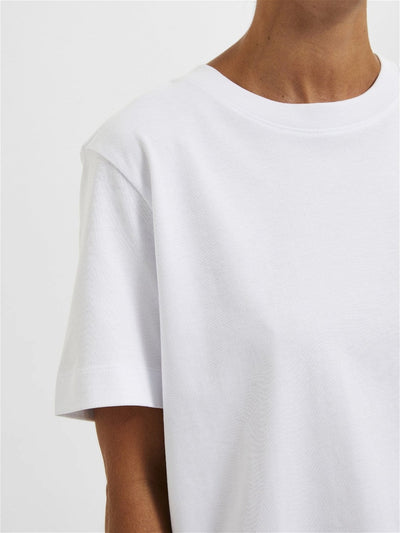 Selected Femme t-shirts & toppe Hvid boxy sort tshirt- Selected Femme Essential