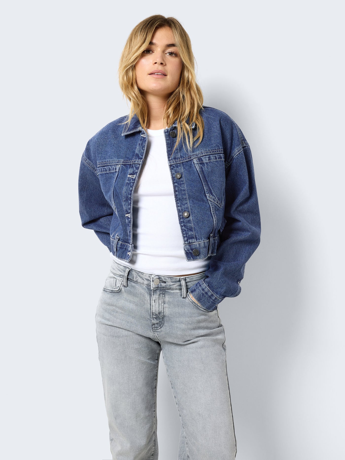 Noisy May - Denim jacket - Blue Cropped - Ronja 