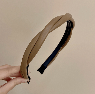 Sassy Copenhagen - Braided leather Hair clip - Signe narrow Cognac