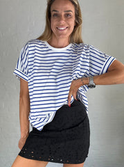 Striped oversized t-shirt - Blue and white - Bille - Sassy Copenhagen